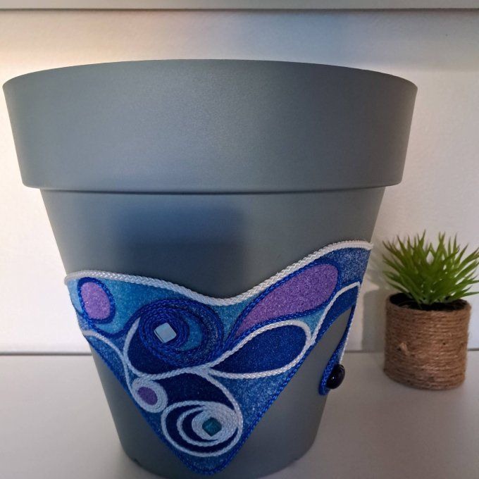 Motifs bleu et violet